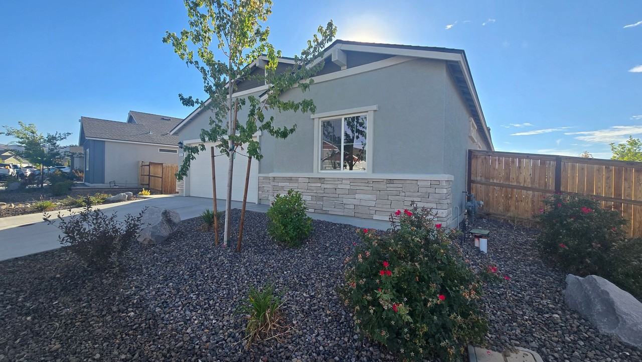 7571 Grassy Plains Dr - Photo 2 of 32