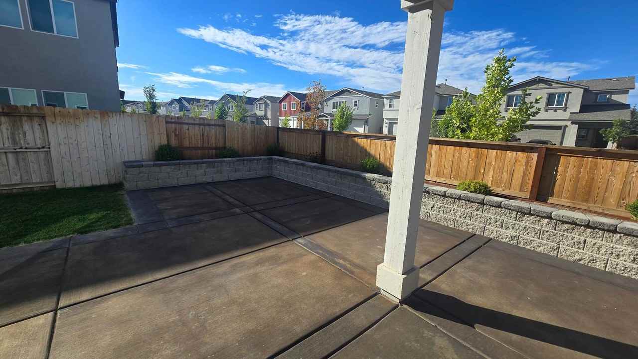 7571 Grassy Plains Dr - Photo 6 of 32