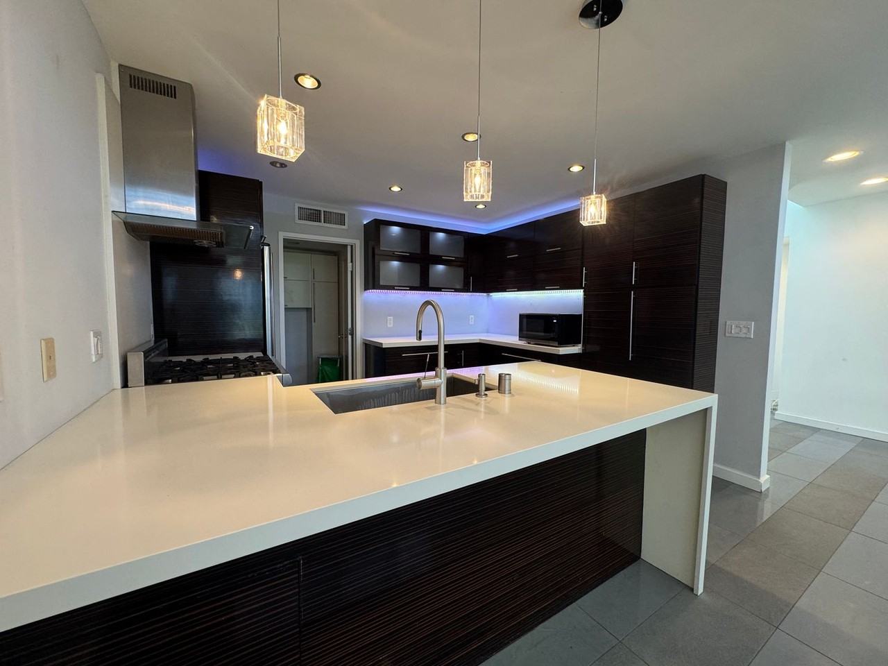10633 Holman Ave #5 - Photo 4 of 16