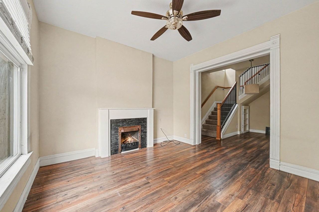 825 Fox St - Photo 5 of 25