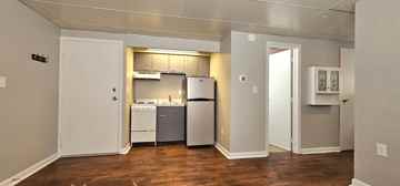 featured image of 1266 Westcliff Ct