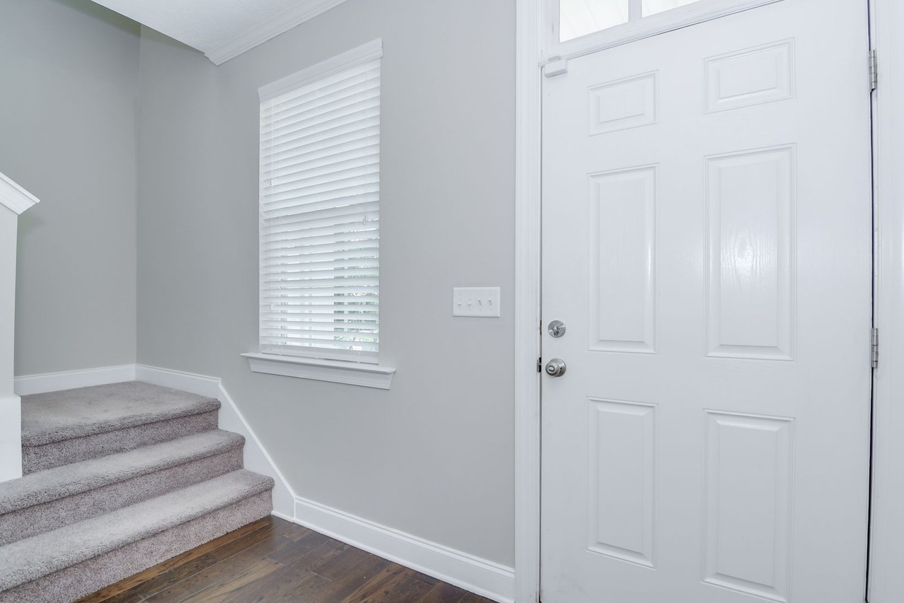 407 Brantley Cove Cir - Photo 2 of 29