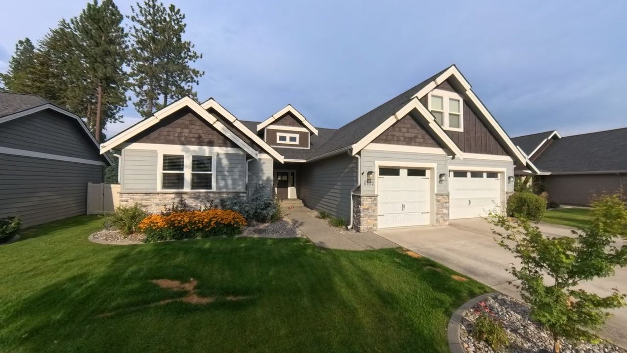6892 Baudelaire Dr - Photo 3 of 37