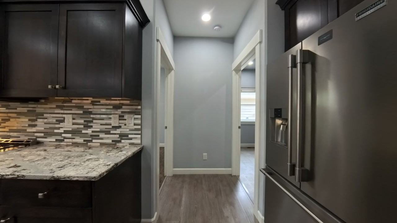 6892 Baudelaire Dr - Photo 7 of 37