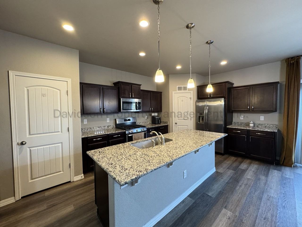 10701 Traders Pkwy - Photo 7 of 17