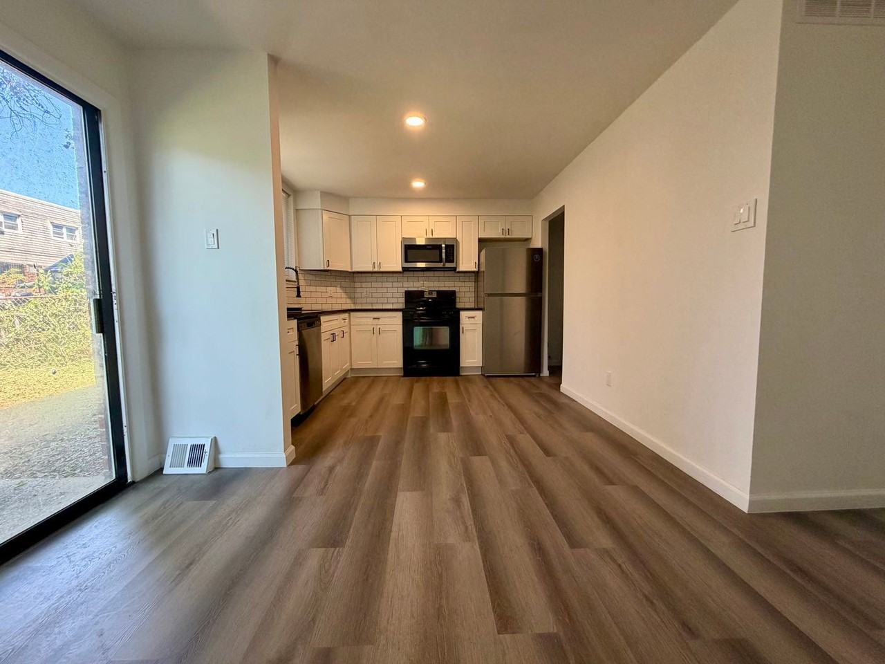 1414 N 11th St - Photo 5 of 25