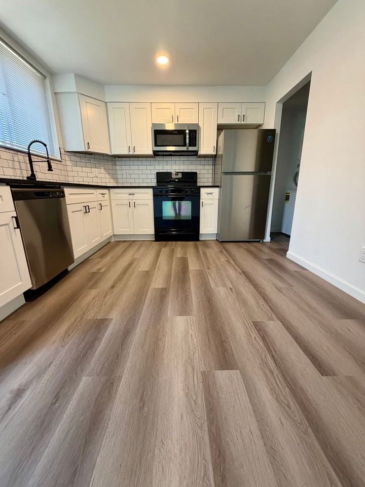 1414 N 11th St - Photo 6 of 25