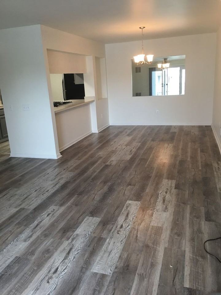 1801 Waters Edge Dr - Photo 2 of 19