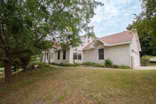 919 Baird Ln Ne - Photo 1 of 1