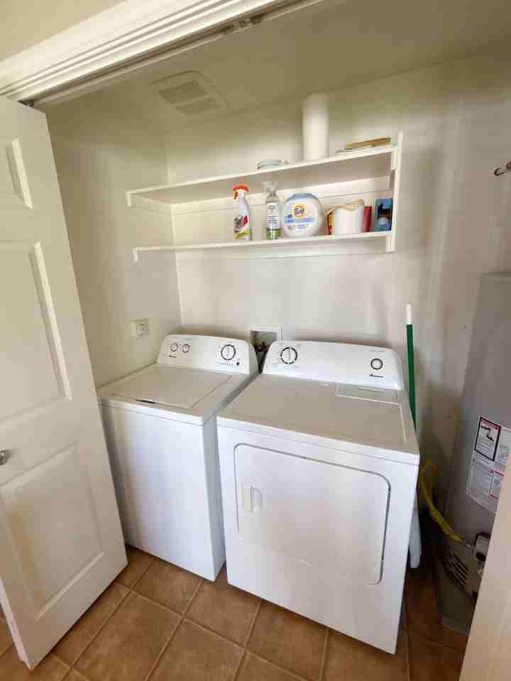2456 Brandon Dr - Photo 6 of 14
