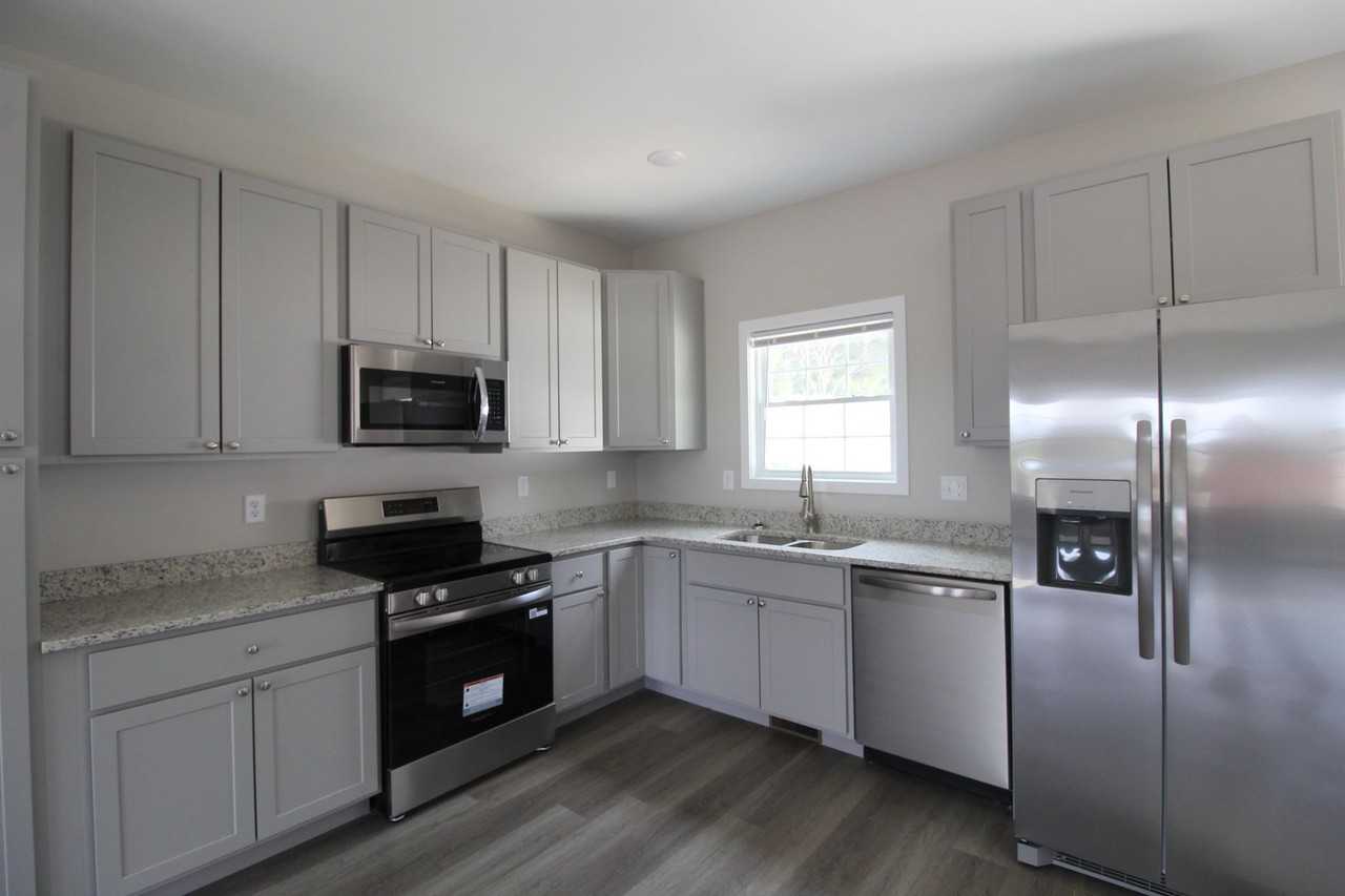 101 Willowstone Ct - Photo 7 of 21