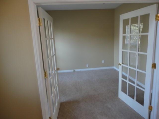 8504 Hobhouse Cir - Photo 3 of 16