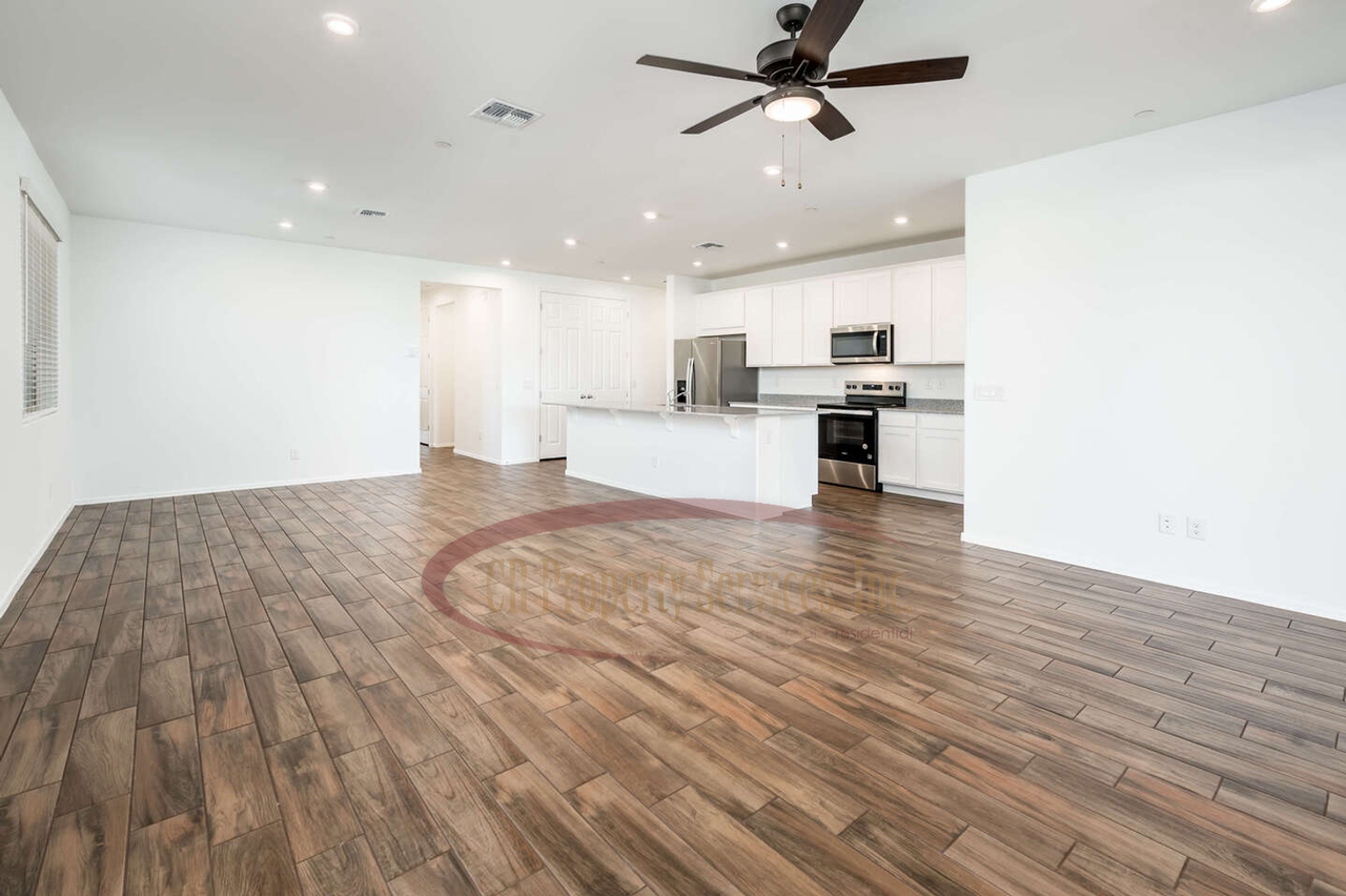 13320 W Eagle Feather Rd - Photo 7 of 37