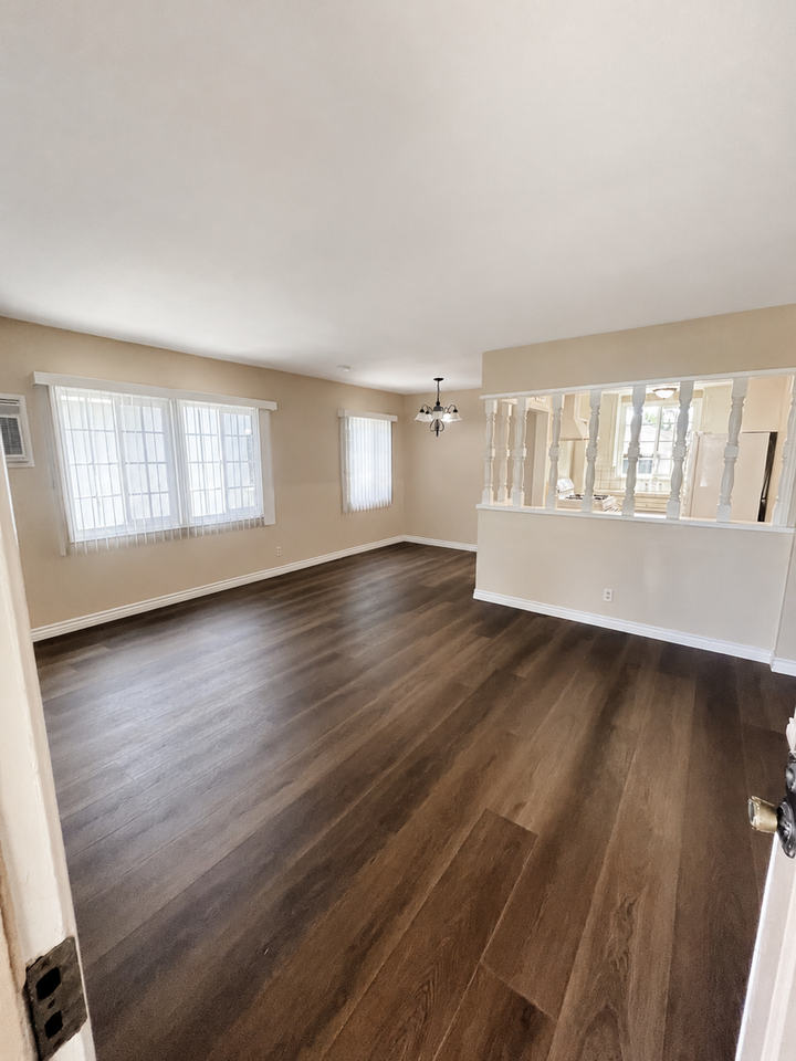 13736 Cornishcrest Rd - Photo 5 of 41