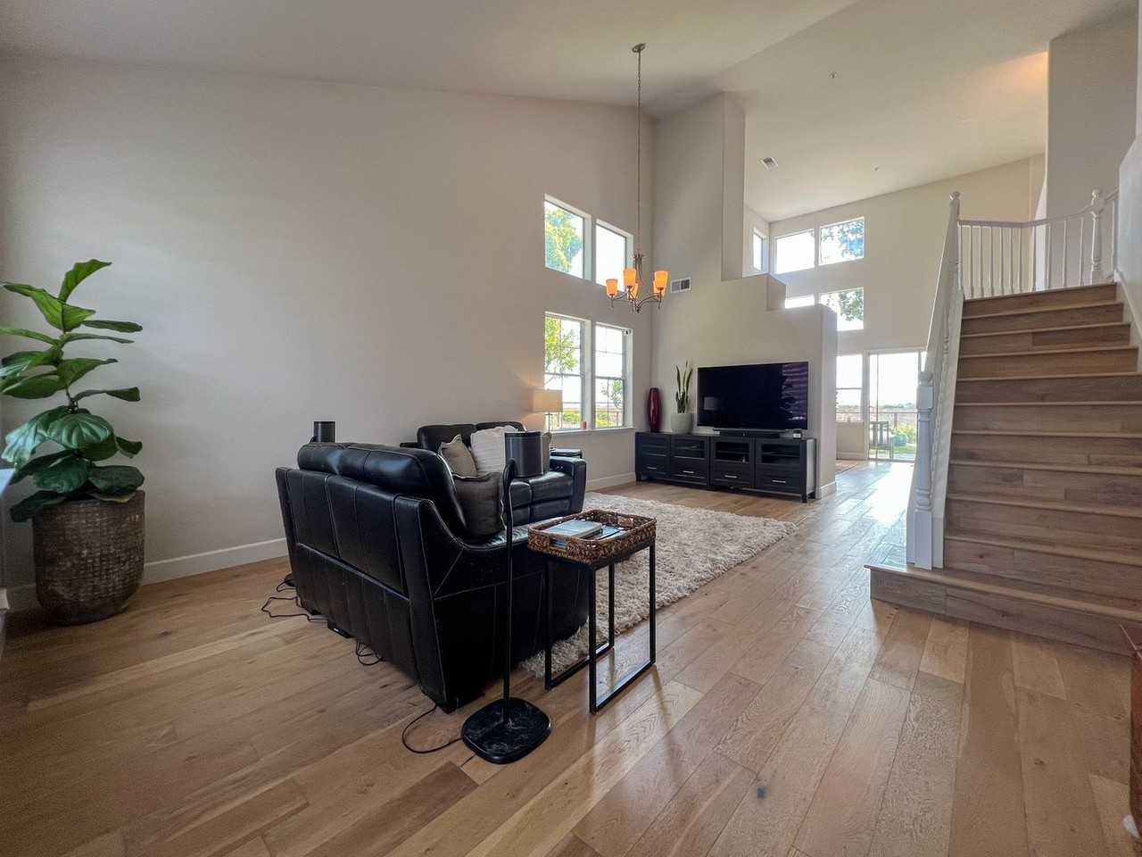 35 Regatta Way - Photo 3 of 35