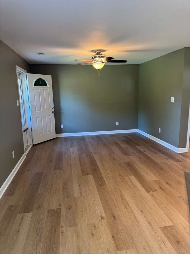 2265 Claremont Rd - Photo 6 of 23