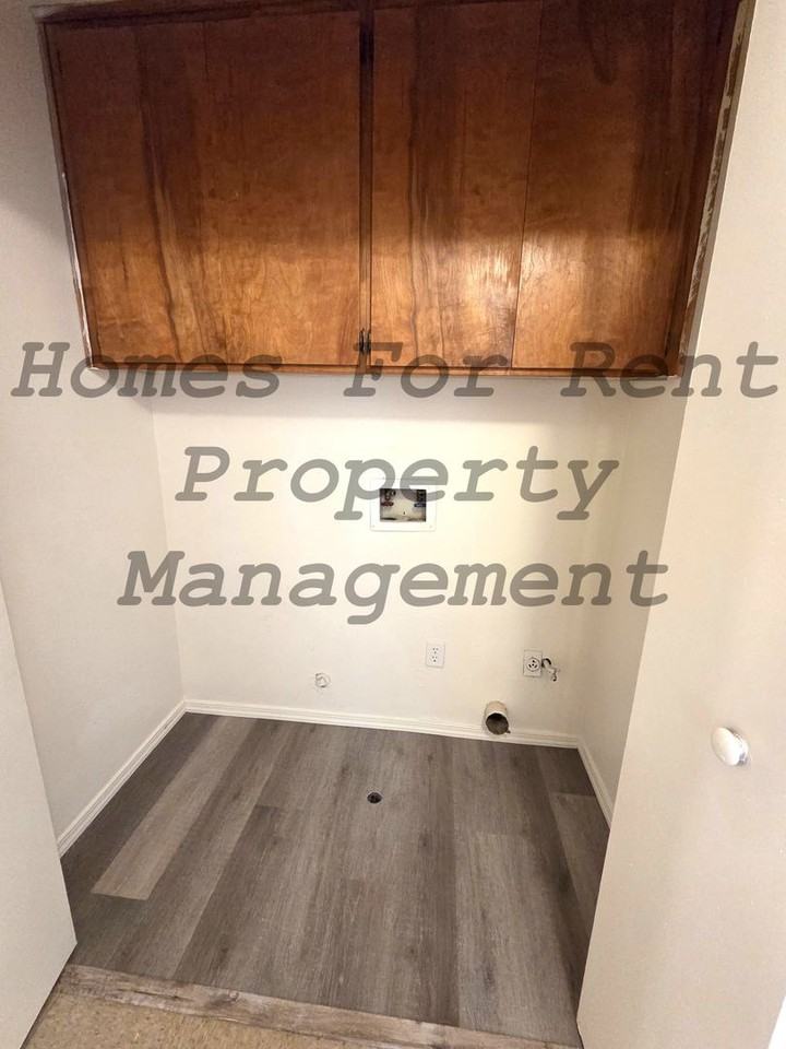 1719 W. Putnam Ave - Photo 6 of 14