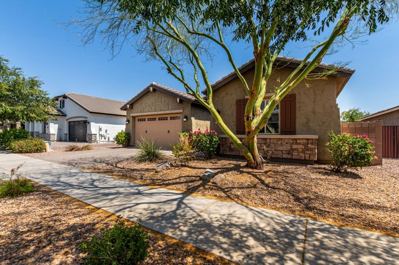 20273 E Raven Dr - Photo 4 of 38