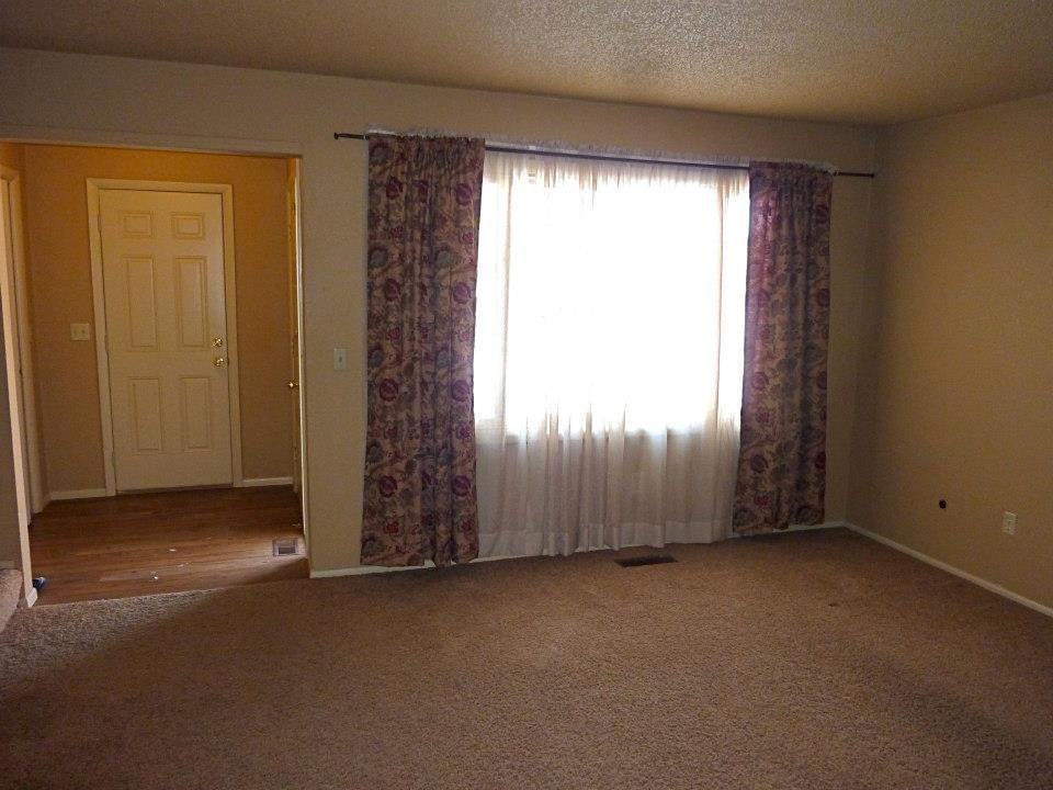 1473 Westchester Sq E - Photo 3 of 13