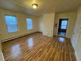 featured image of 4 Laurel St
