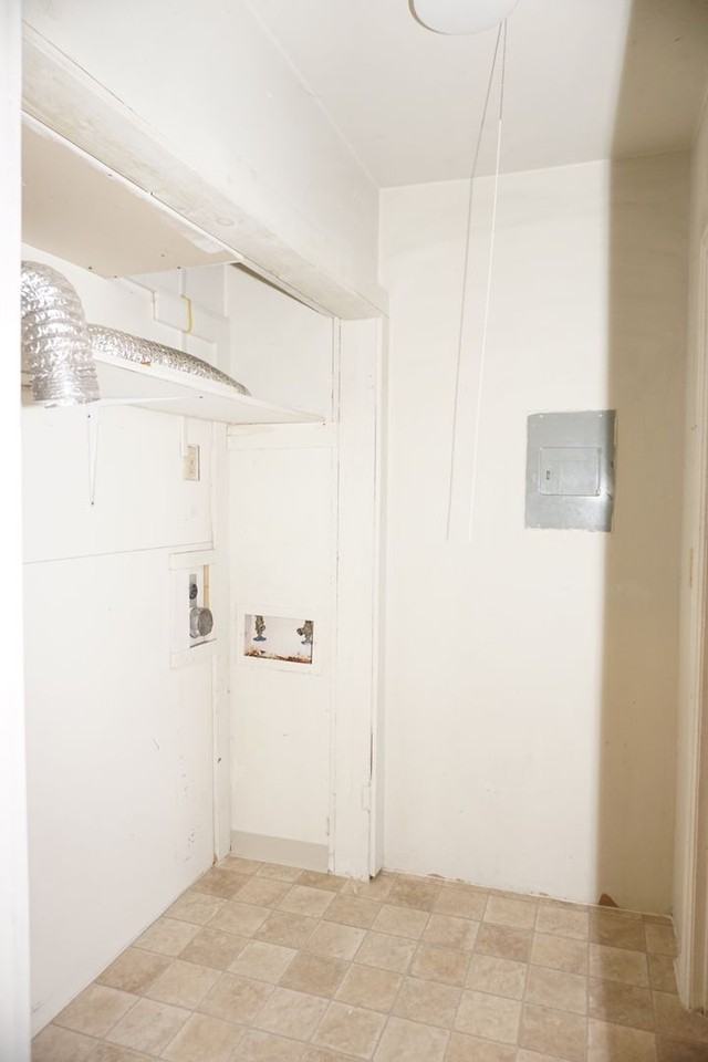 25 25 N Logan Ave - 23 N Logan Ave #A - Photo 6 of 12