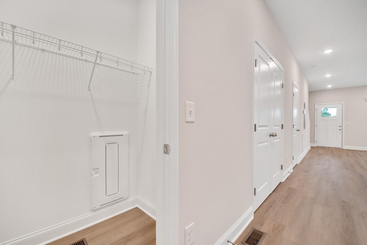 2470 E 21st St #1 - Photo 5 of 16