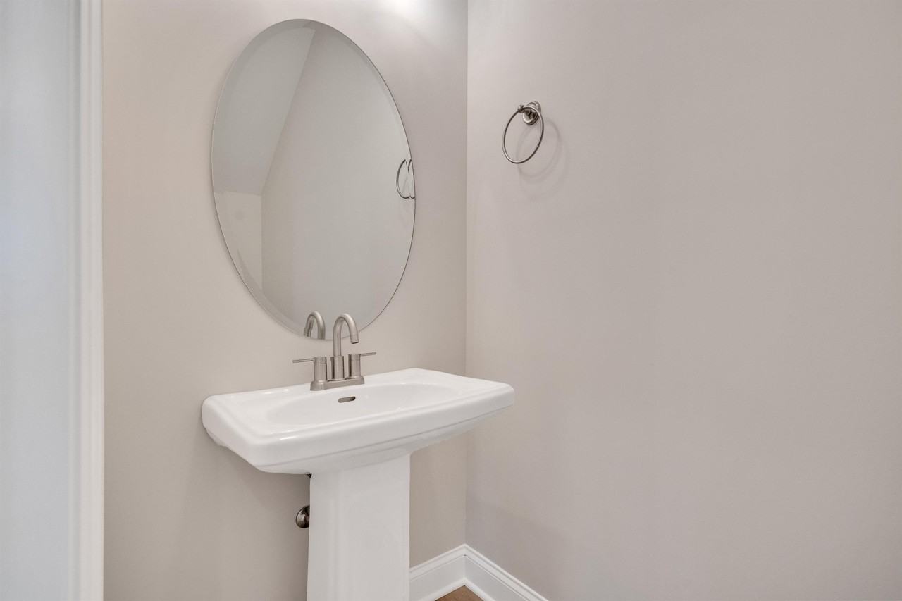 2470 E 21st St #1 - Photo 6 of 16