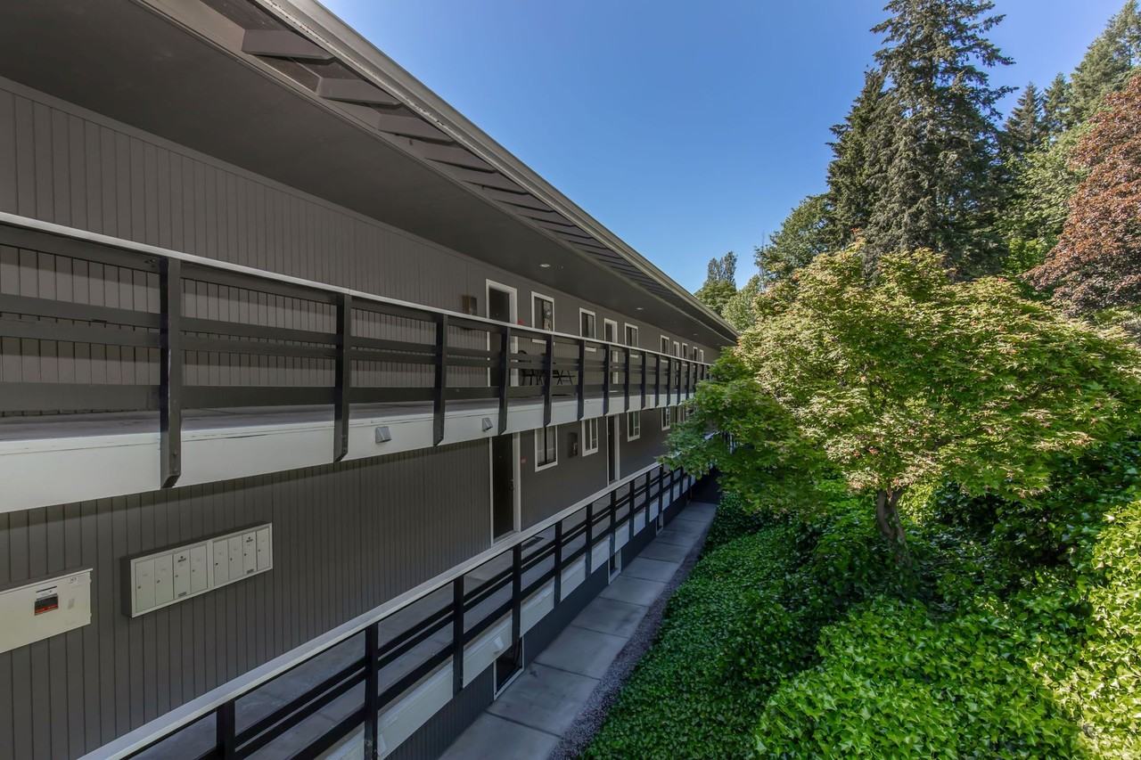 Valley View Apartments - Photo 7 of 44