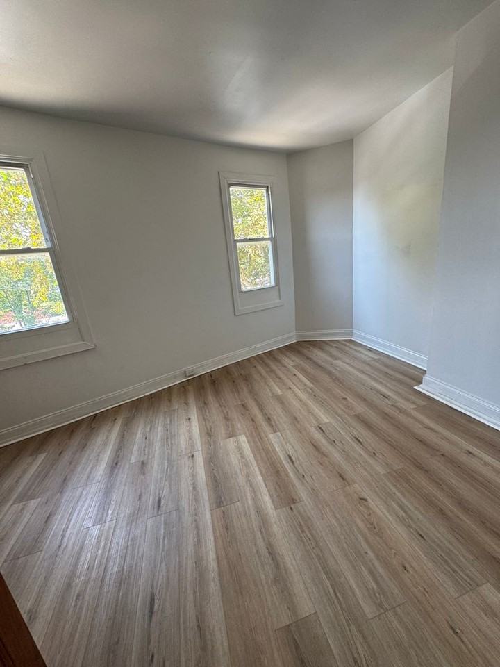 4716 Woodland Ave. - Photo 7 of 14