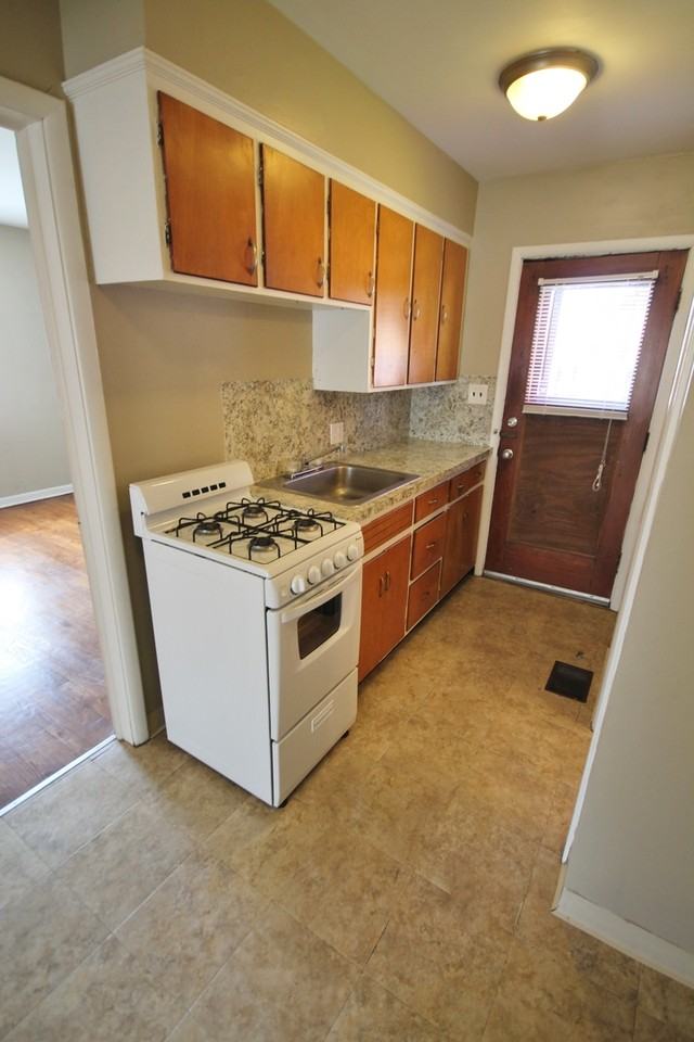 1230 King Ave #A - Photo 3 of 25