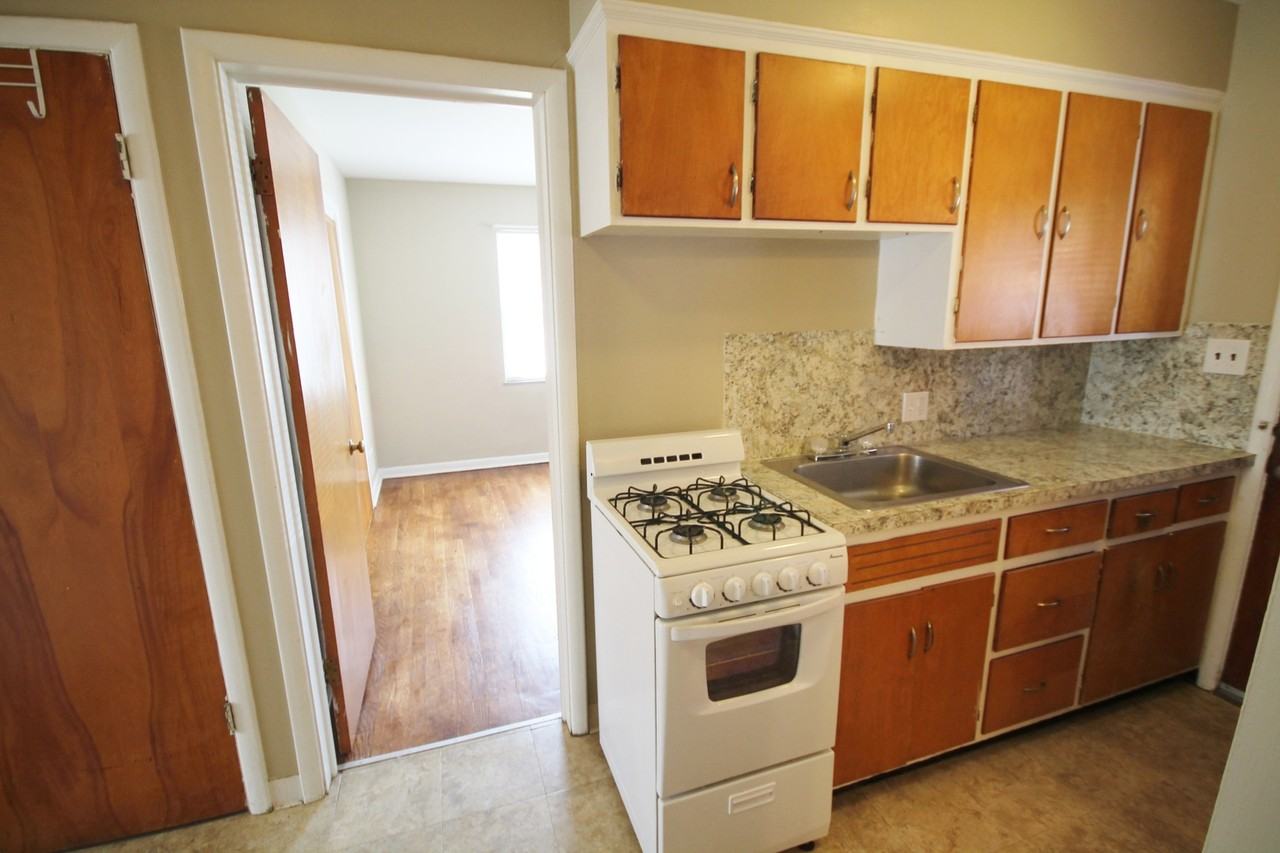 1230 King Ave #A - Photo 4 of 25