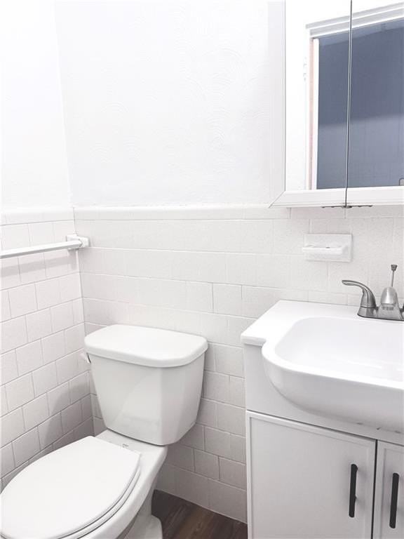 89 Warren Ave #2 - Photo 5 of 9