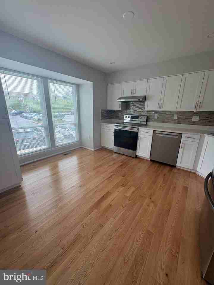 7779 Chatfield Ln - Photo 6 of 27