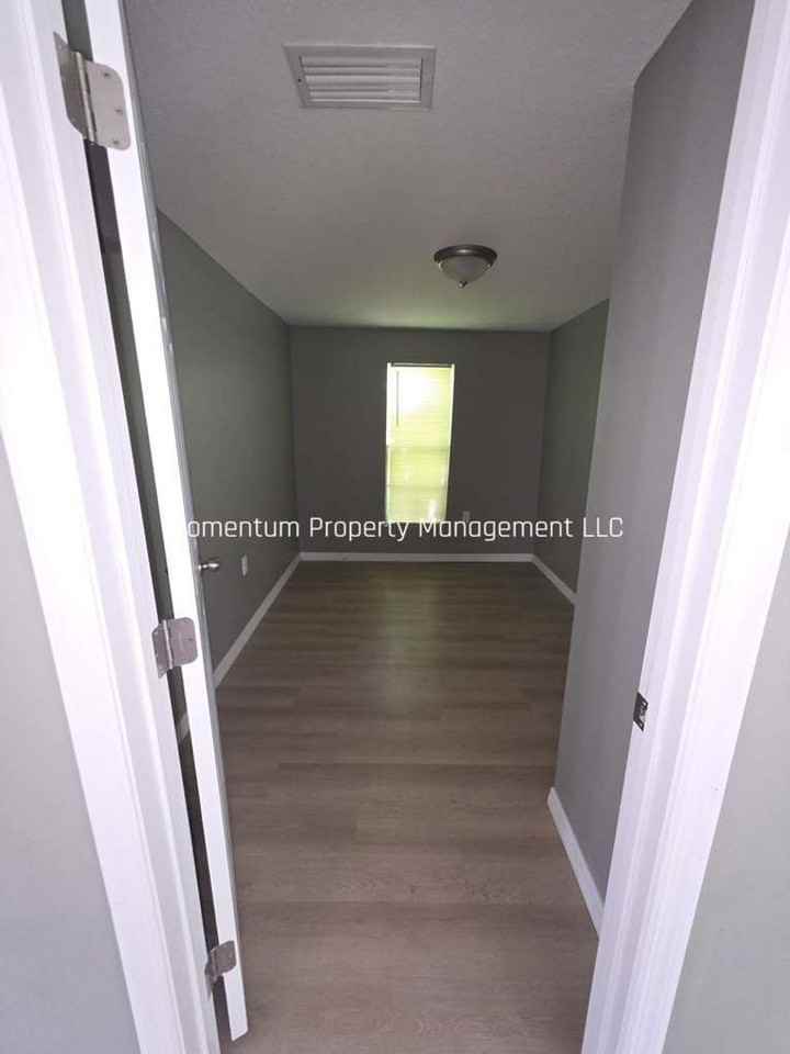 3341 S Combee Rd - Photo 3 of 14