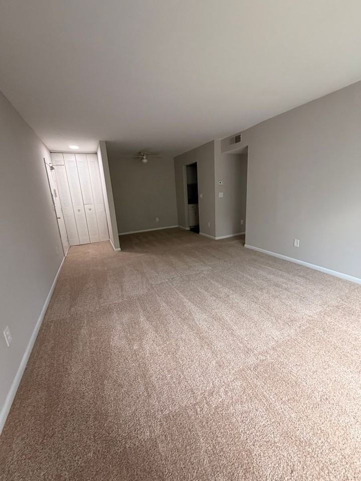 310 Orchard Trace Ln #8 - Photo 4 of 9
