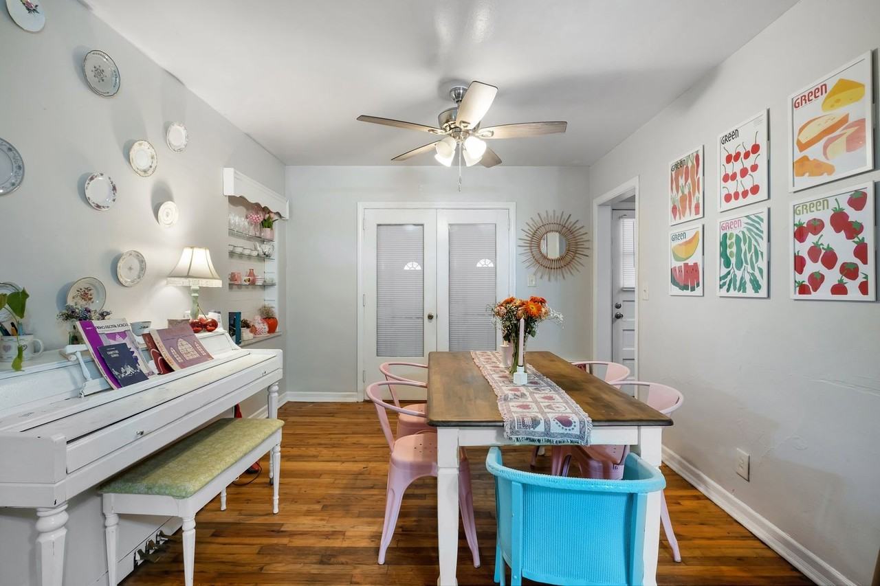 209 Edwards St - Photo 6 of 19