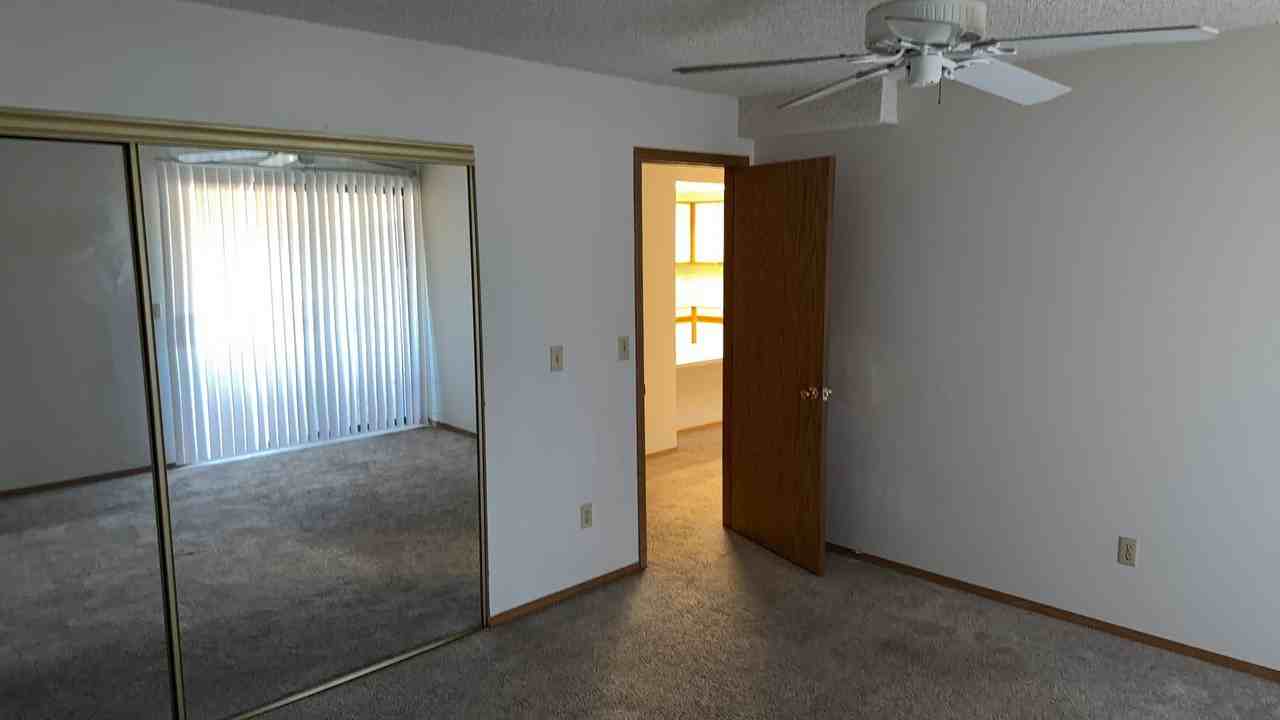 6430 Mcnichols Ct - Photo 2 of 5