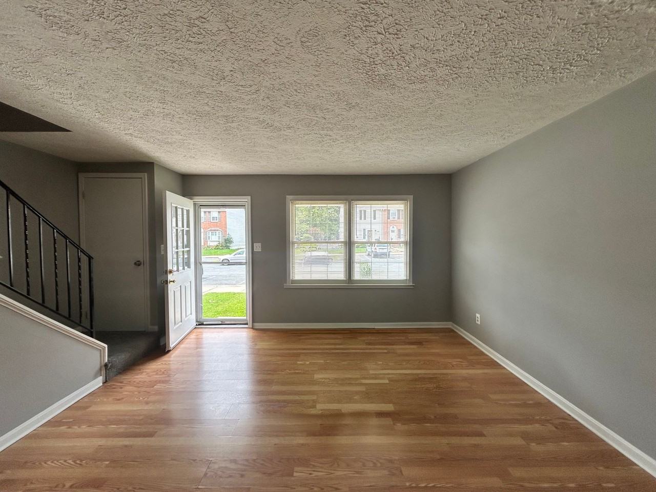 5442 Princess Dr - Photo 3 of 11