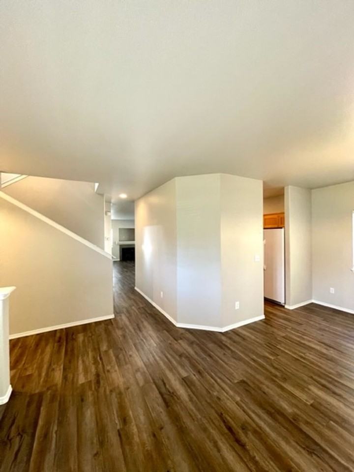61349 Elkhorn St - Photo 3 of 26