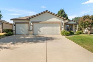 131 Mountain Creek Pass - Photo 1 of 1