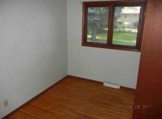 3218 63rd Ave N - Photo 2 of 4