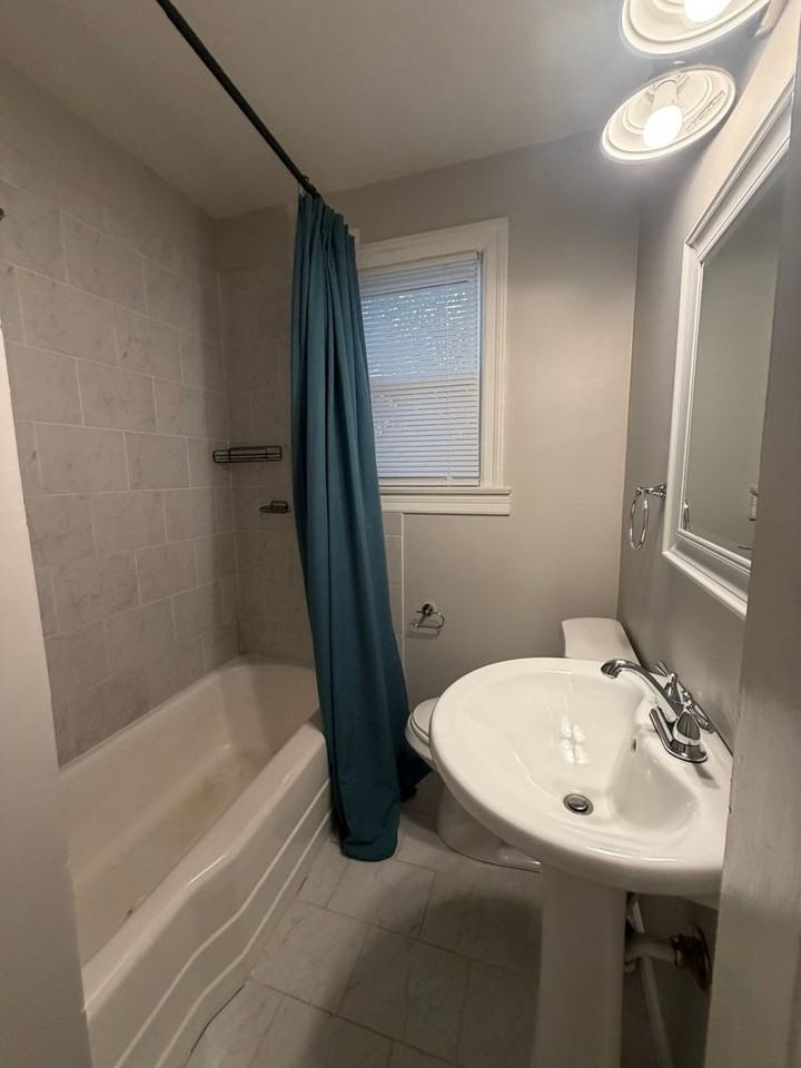 208 Woodland Dr - Photo 6 of 18