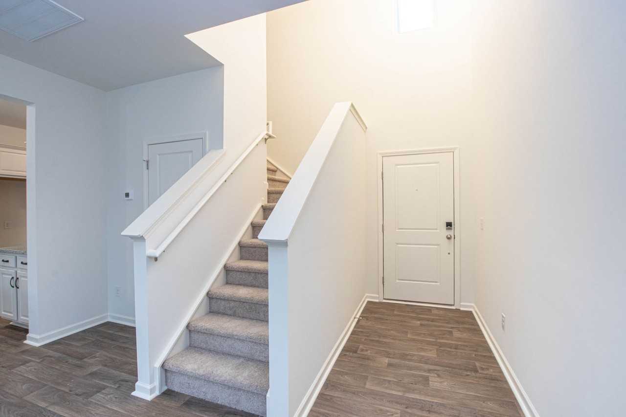14082 Clayborn St - Photo 2 of 30