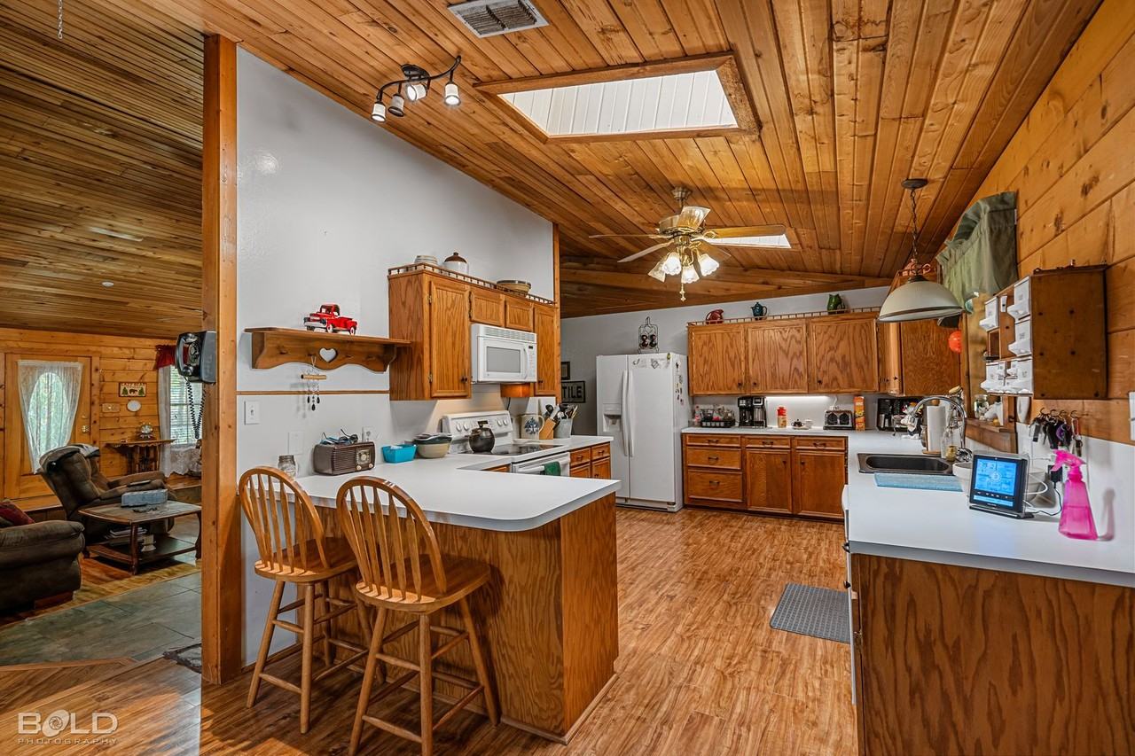 10902 Woolworth Rd - Photo 7 of 14