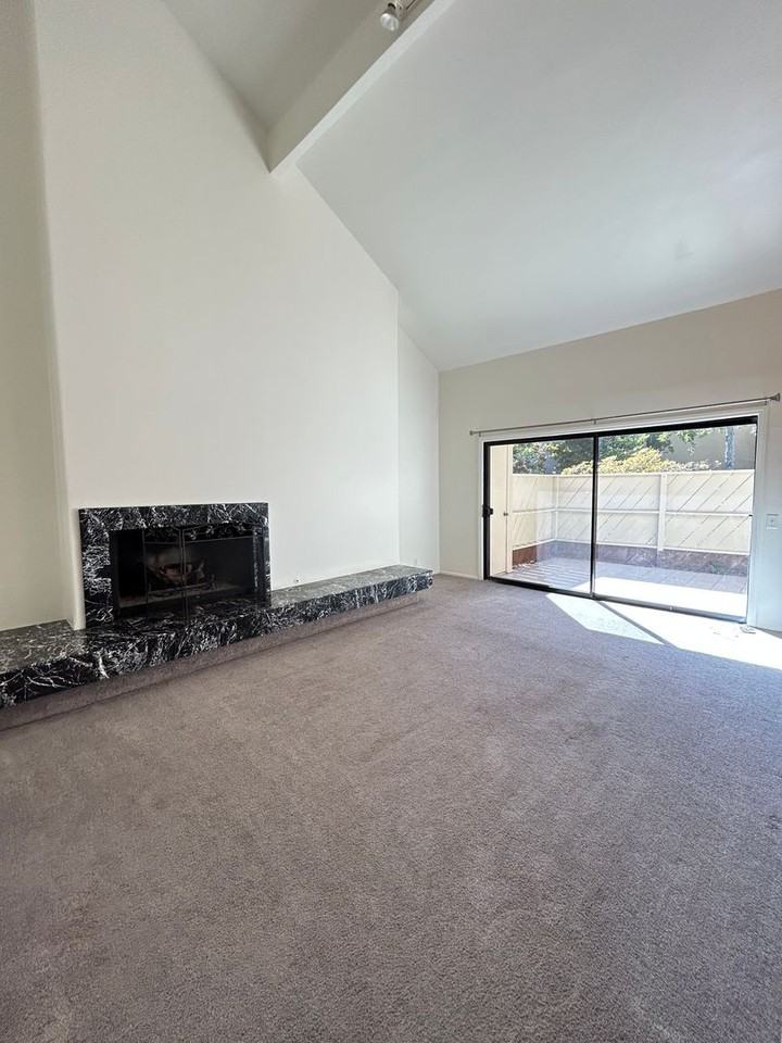 1001 Creekside Way #F - Photo 6 of 24