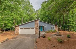 180 Crabtree Dr - Photo 1 of 1