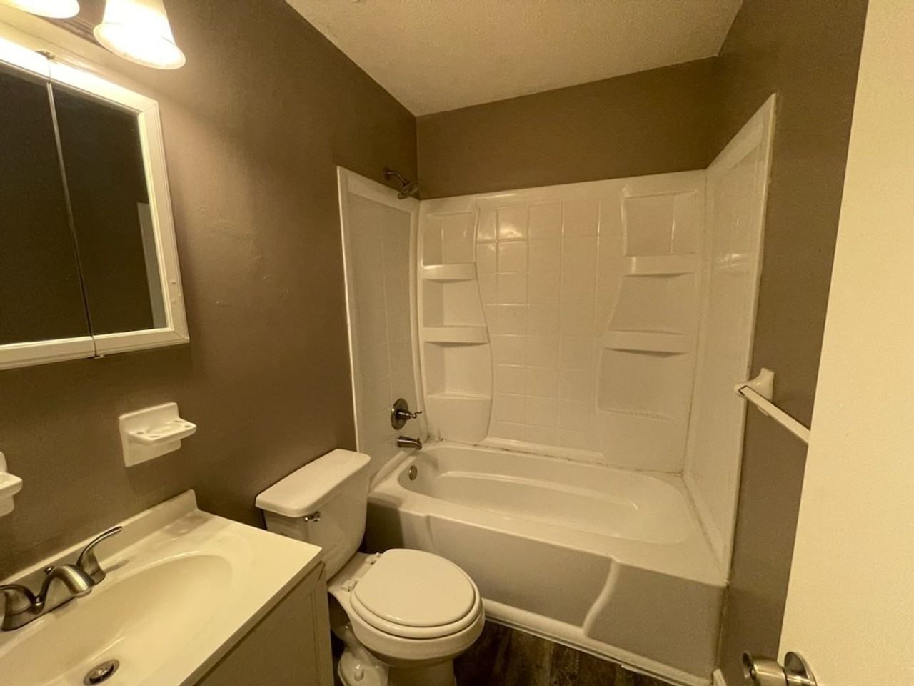 1757 Custer Dr - Photo 4 of 10