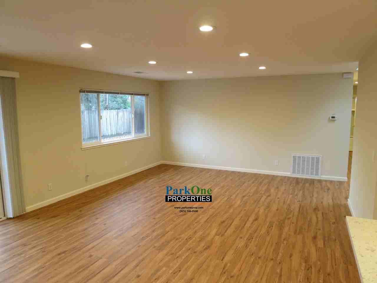 5446 Louisiana Dr - Photo 5 of 23