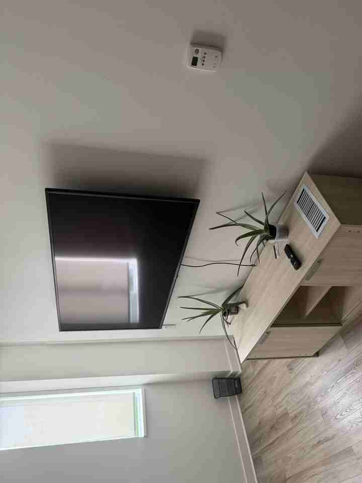 770 Brookfield Road - Photo 7 of 8