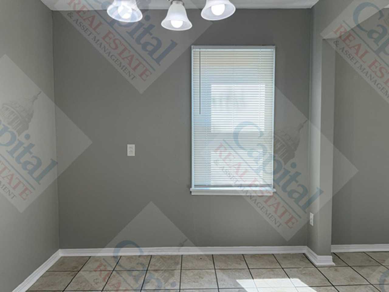 4422 Ne 16th Ter - Photo 6 of 35